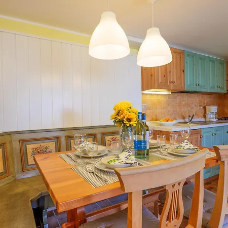 Апартаменты Bellavista B Garten-appartement Mit Pool *